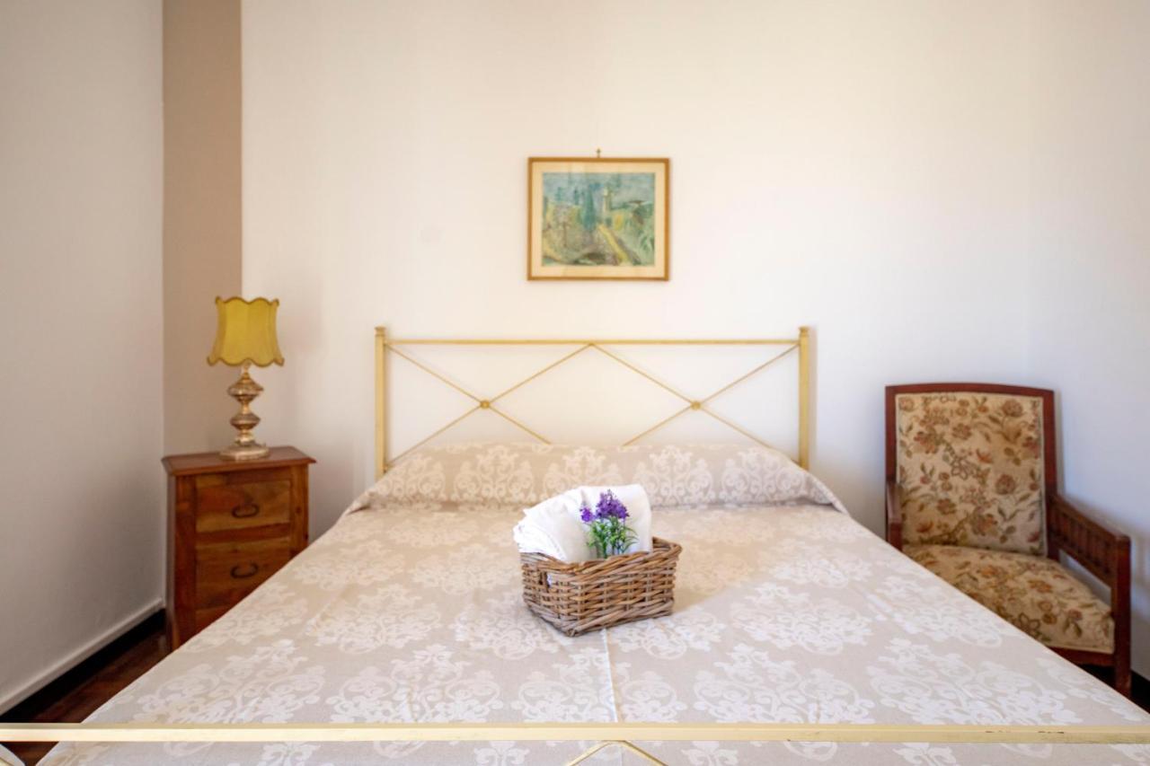 Fabiene Familyholidays Deluxe Plus เชฟาลู ภายนอก รูปภาพ